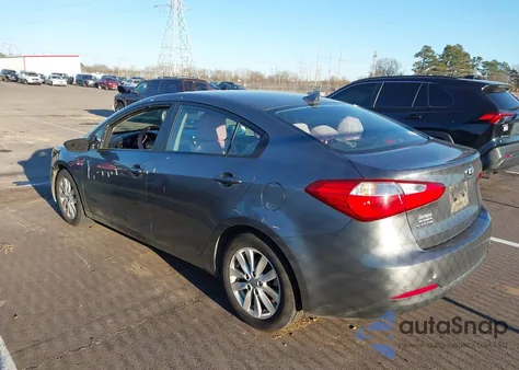 2016 Kia Forte Lx из США, поврежденный, VIN KNAFX4A67G5479687